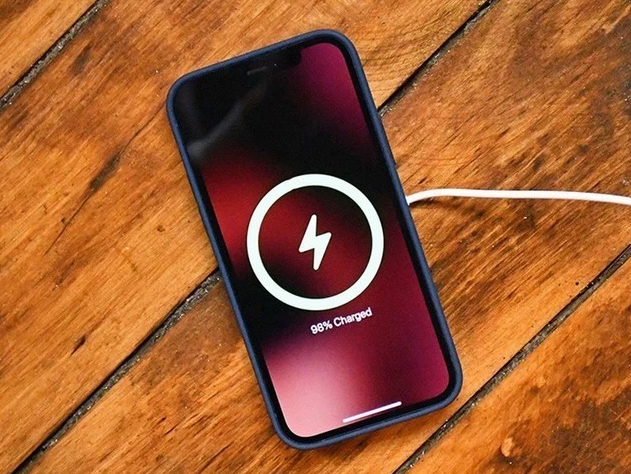 曲周苹果手机维修分享iPhone 12可以随便充电吗 